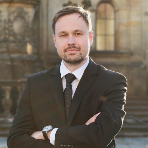 Advokát JUDr. Marek Matěna